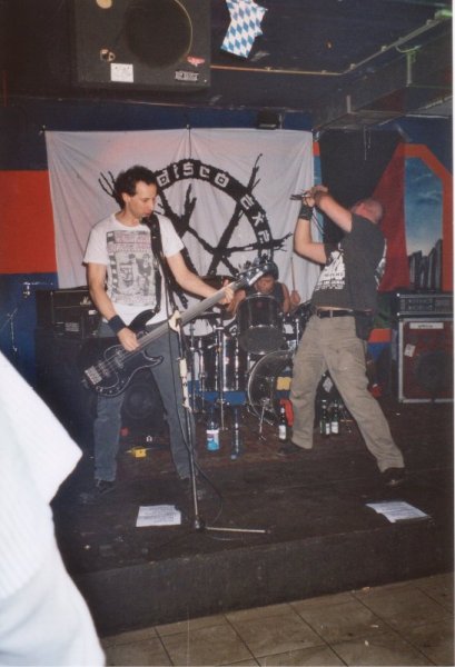 20011201_0012.jpg - click for next picture