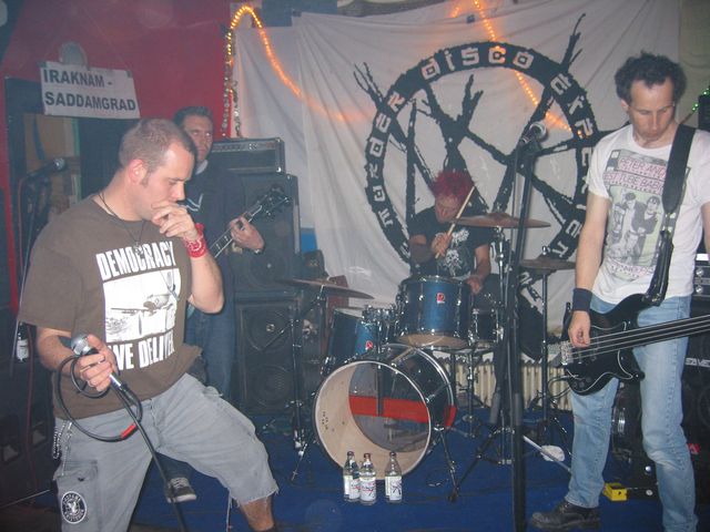 20030424_0009.jpg - click for next picture