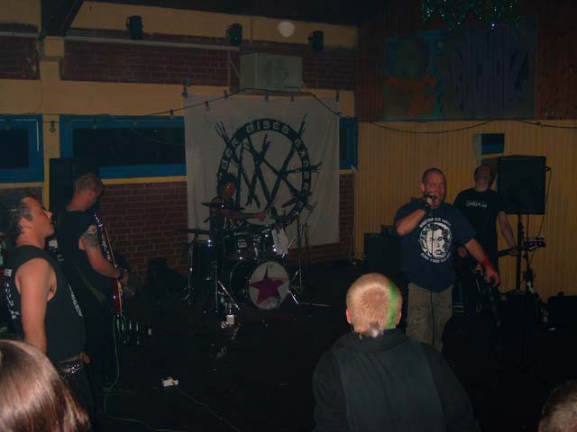 20040403_0030.jpg - click for next picture