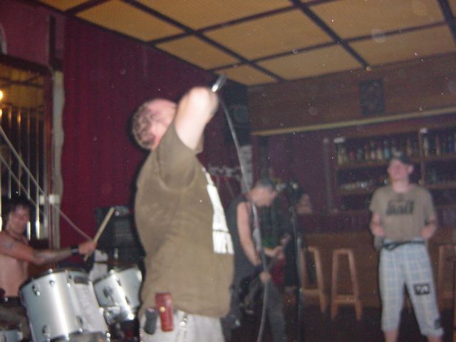 20040707_0023.jpg - click for next picture